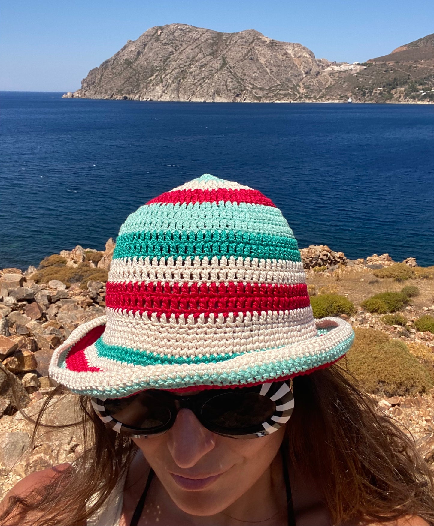 Bucket Hat Red/Turquoise