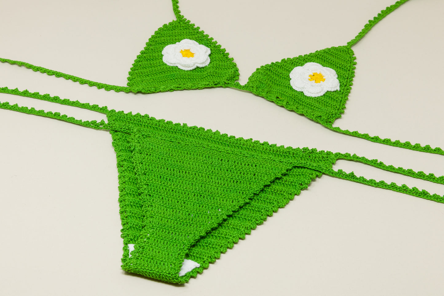 Marseille Bikini Grass